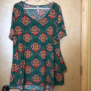 lularoe top!